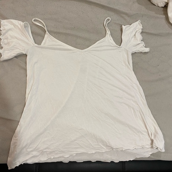 Tops - Picture 8 of 16